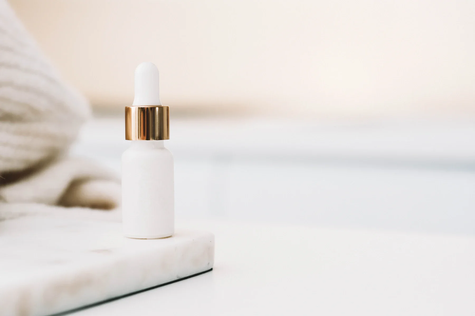 can you use niacinamide with retinol skincare routine guide
